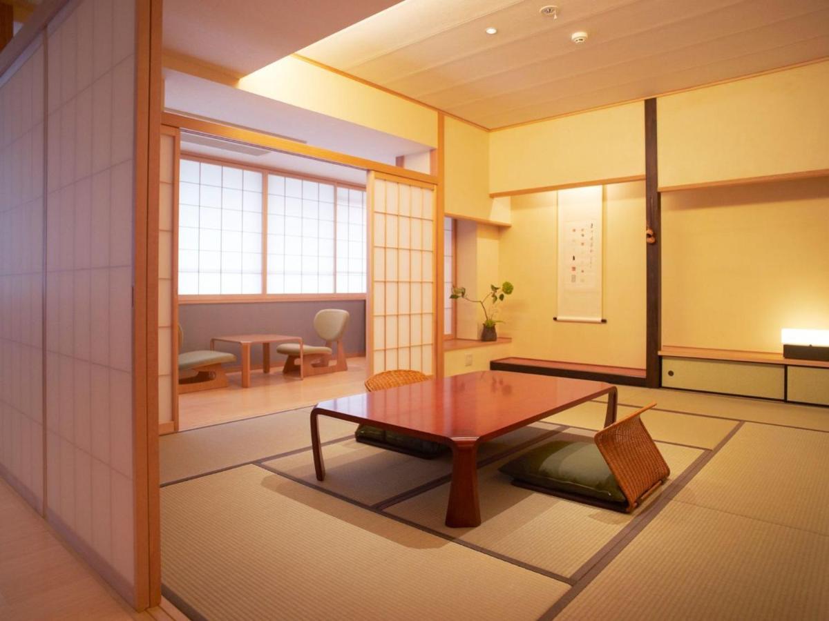 Отель Itsukushima Iroha Хацукаити Экстерьер фото