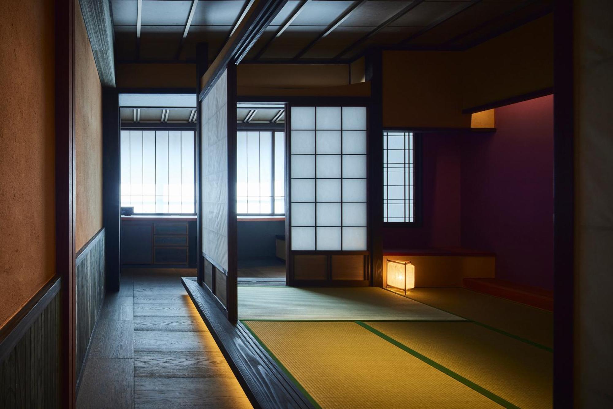 Отель Itsukushima Iroha Хацукаити Экстерьер фото